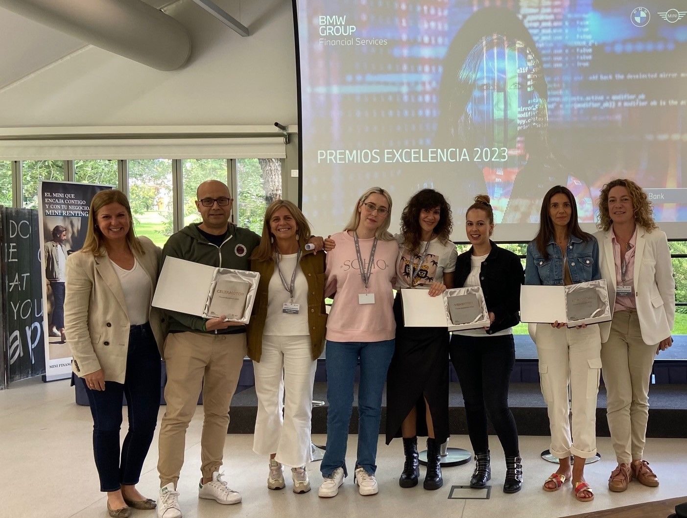 Celtamotor_premio_excelencia Celtamotor_trofeo_concello