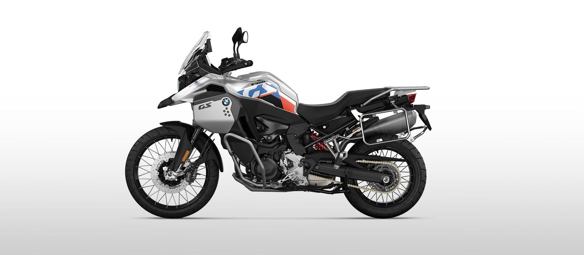 F-900-adventure-1